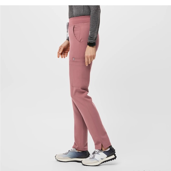 Figs High Waisted Yola Skinny Scrub Pants - Picture 4 of 10